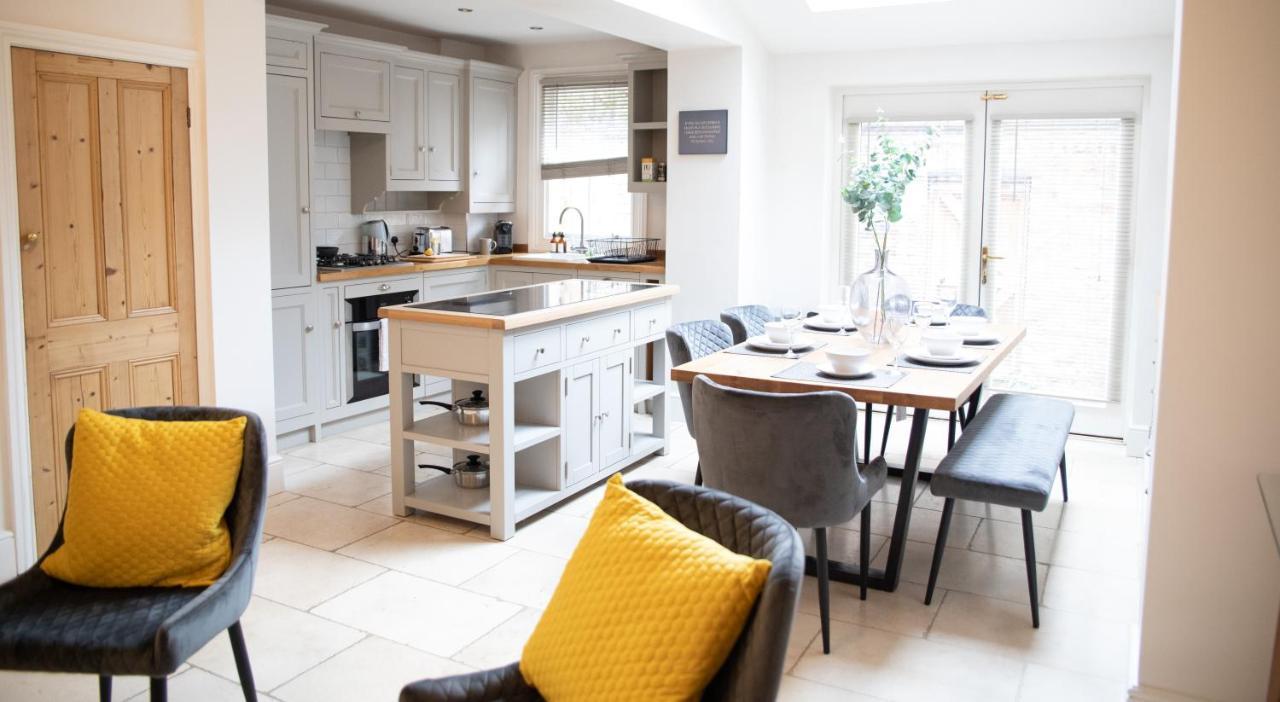 Casa vacanze 35 Grosvenor Terrace - 3 Bed Sleeps 6, 5 Min Walk From Centre *